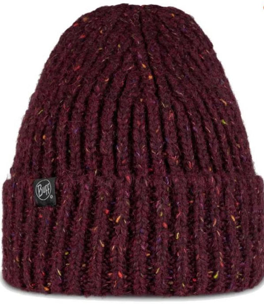 KNITTED AND FLEECE BEANIE