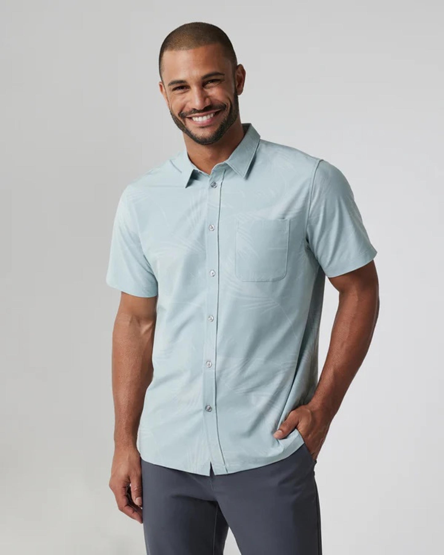 SHORT SLEEVE BRIDGE BUTTON DOWN